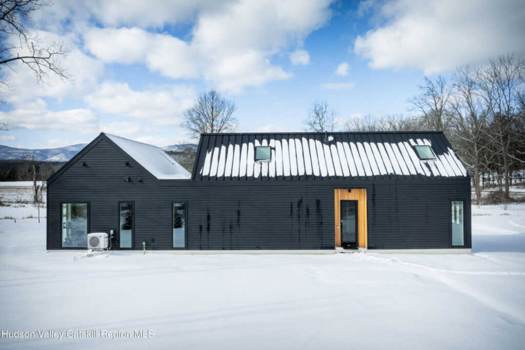 3 Schoolhouse Road, Saugerties, NY 12477 - Photo 6 of 32