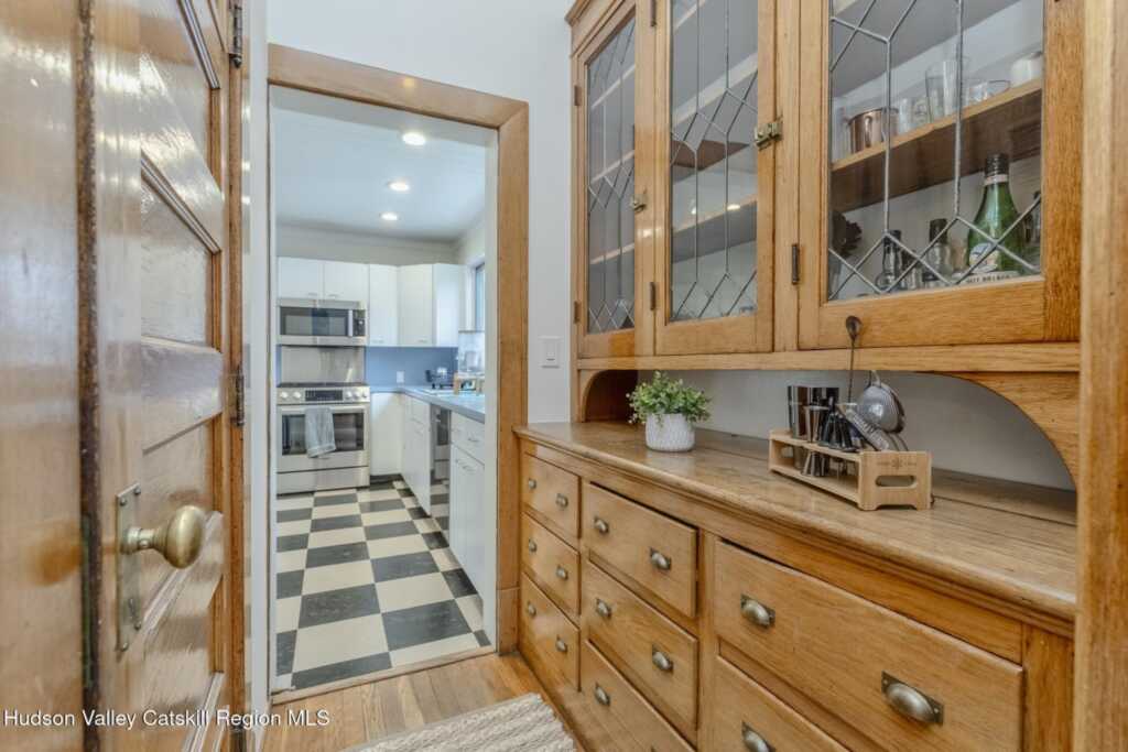 36 Warren Street, Kingston, NY 12401 - Photo 22 of 49