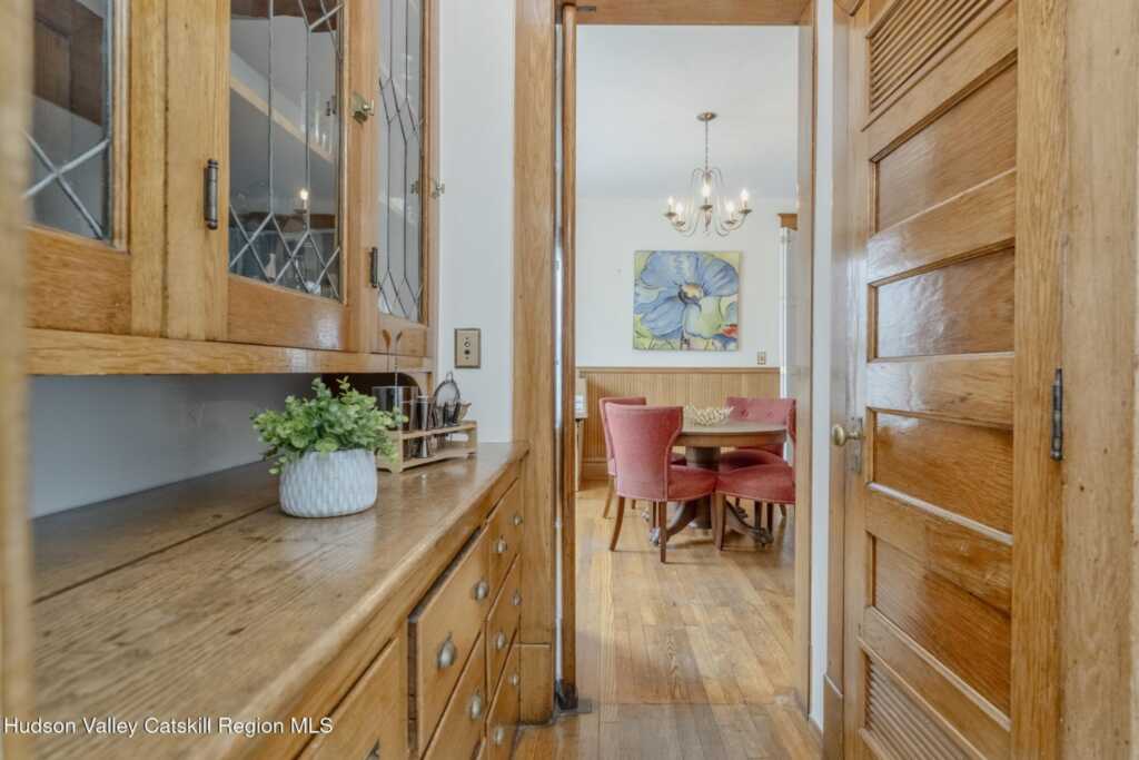 36 Warren Street, Kingston, NY 12401 - Photo 23 of 49