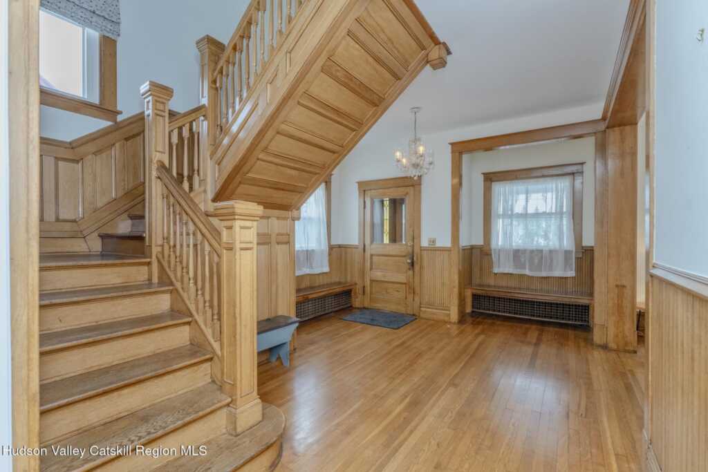 36 Warren Street, Kingston, NY 12401 - Photo 29 of 49