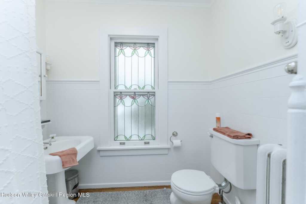 36 Warren Street, Kingston, NY 12401 - Photo 39 of 49