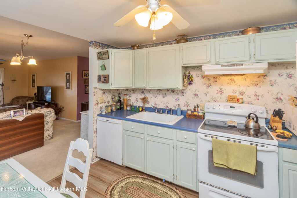 28 John Carle Road, Saugerties, NY 12477 - Photo 17 of 50