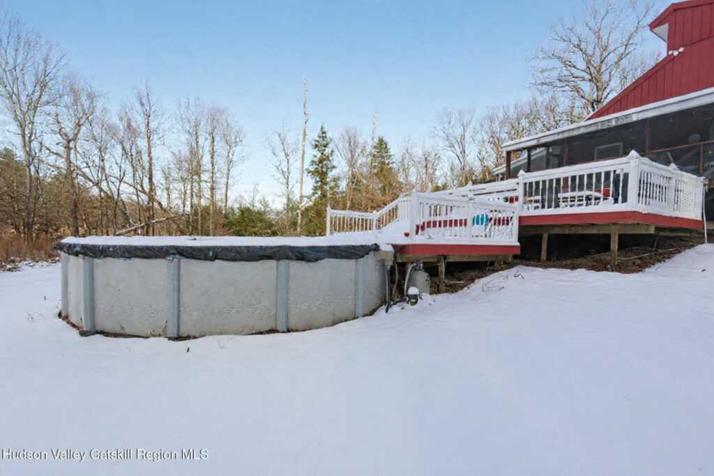 28 John Carle Road, Saugerties, NY 12477 - Photo 4 of 50