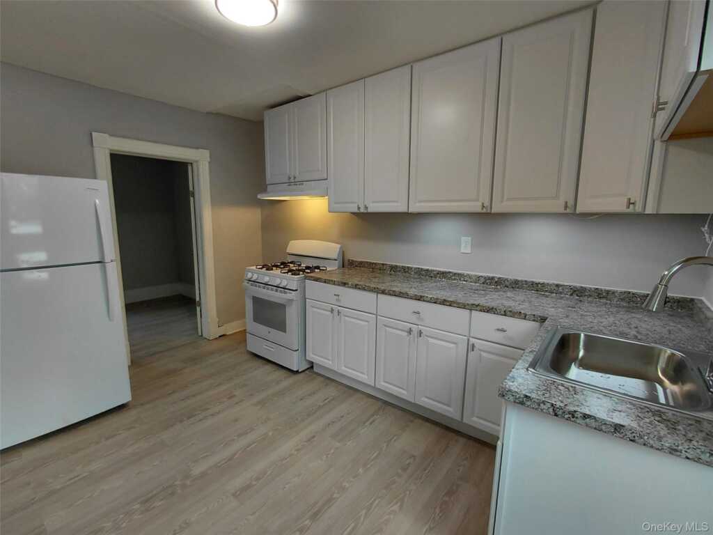 67 Greenkill Avenue, Unit #A2, Kingston, NY 12401 - Photo 3 of 13