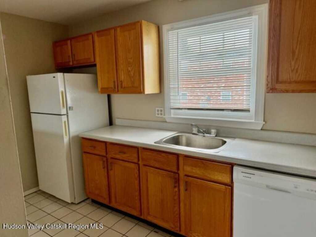 136 Chestnut Street, Unit #10c, New Paltz, NY 12561 - Photo 7 of 13