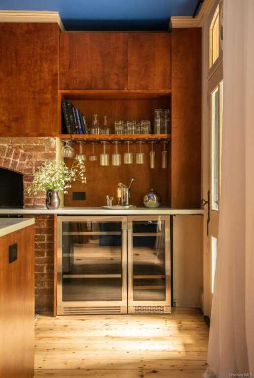 85 Wurts Street, Kingston, NY 12401 - Photo 9 of 27