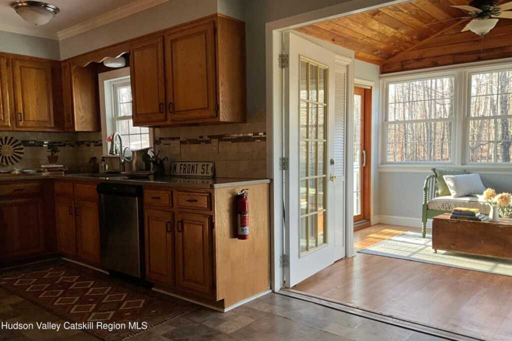 7 Gardiner Park Road, New Paltz, NY 12561 - Photo 8 of 50