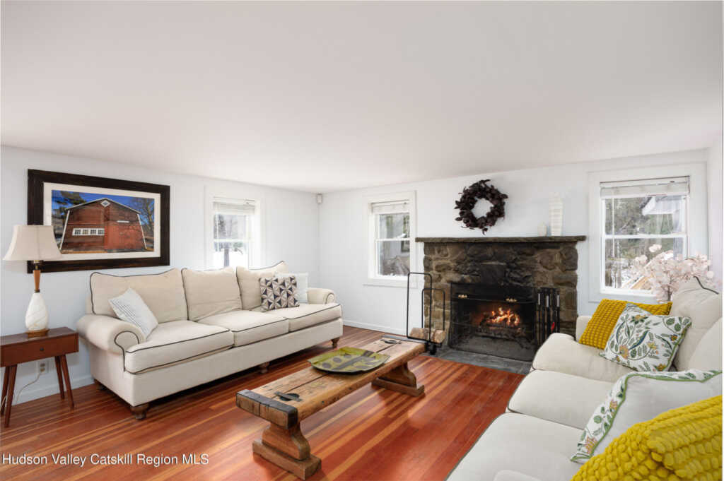 257 Saugerties Road, Woodstock, NY 12498 - Photo 3 of 29