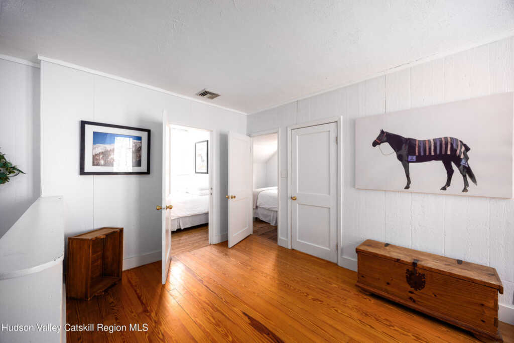 257 Saugerties Road, Woodstock, NY 12498 - Photo 9 of 29