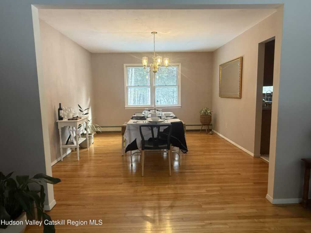 15 Royal Oak Road, Stone Ridge, NY 12484 - Photo 10 of 35