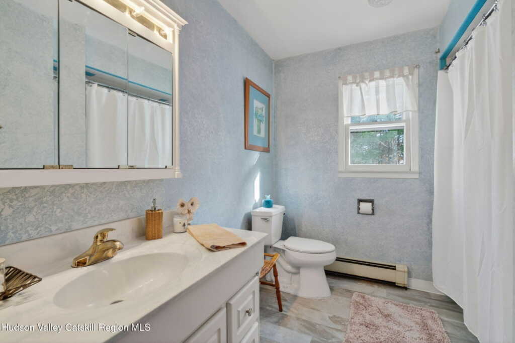 15 Royal Oak Road, Stone Ridge, NY 12484 - Photo 28 of 35