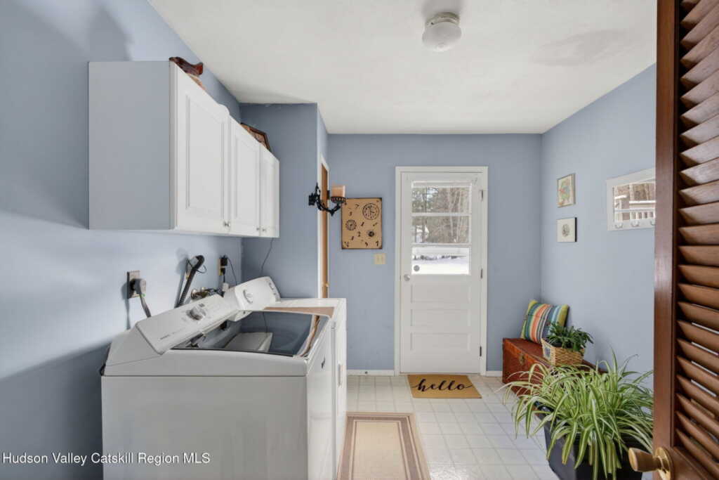 15 Royal Oak Road, Stone Ridge, NY 12484 - Photo 31 of 35