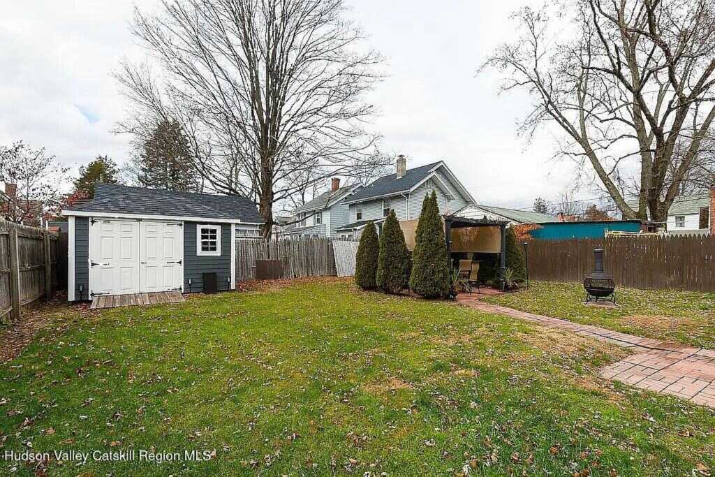 213 Elmendorf Street, Kingston, NY 12401 - Photo 14 of 20