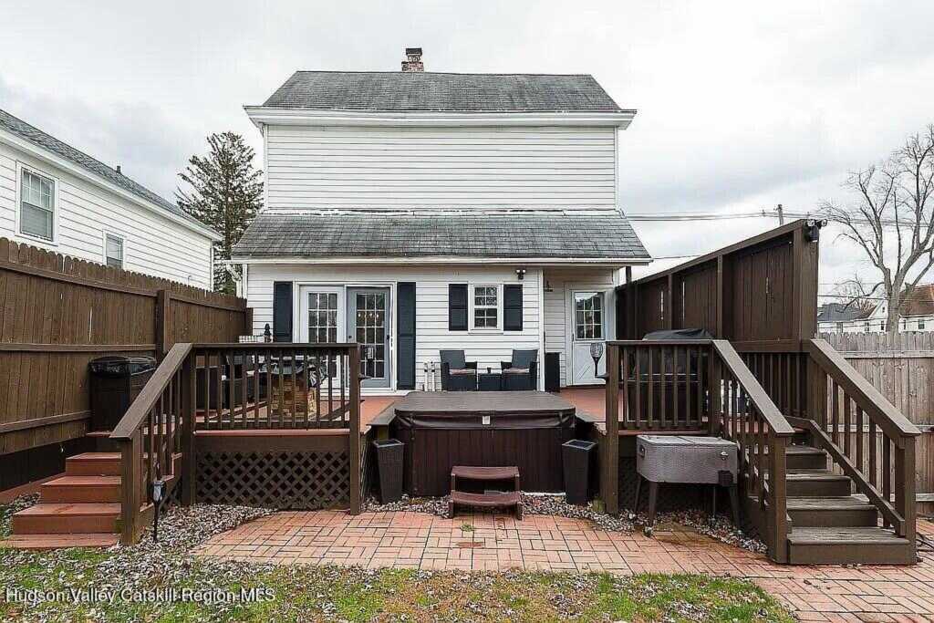 213 Elmendorf Street, Kingston, NY 12401 - Photo 17 of 20