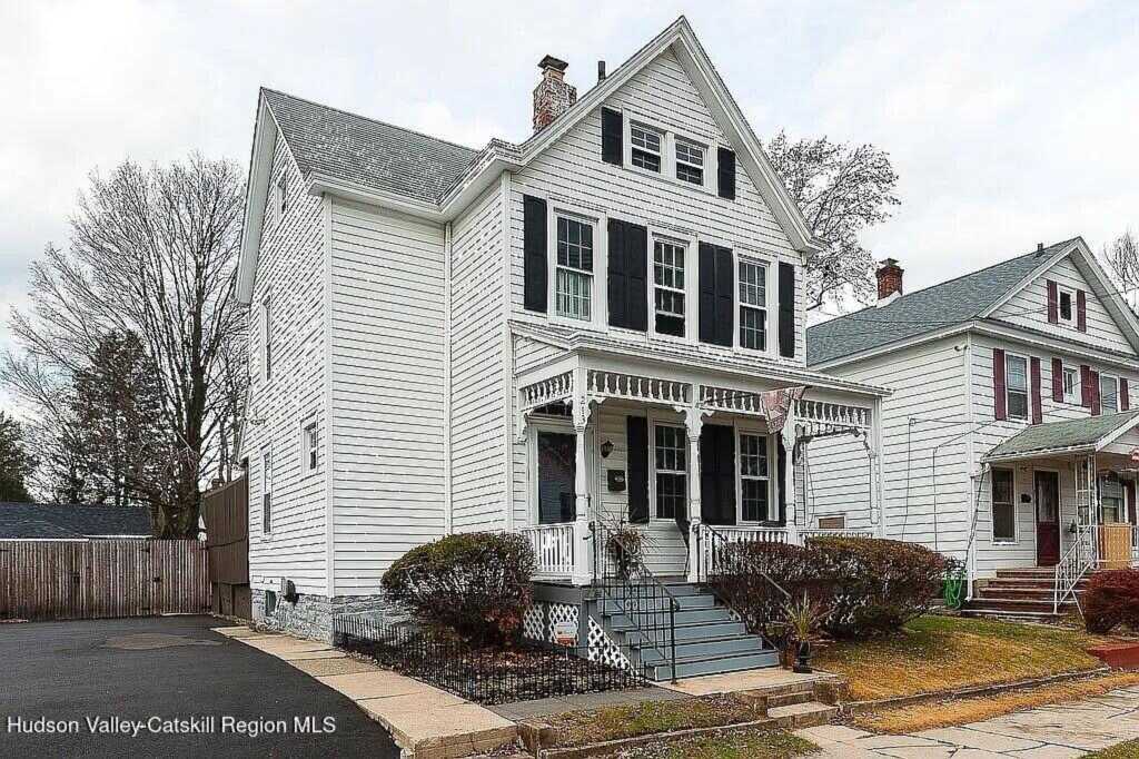 213 Elmendorf Street, Kingston, NY 12401 - Photo 3 of 20