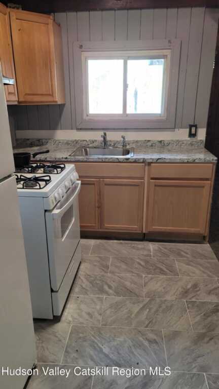 5 Maple Street, Kingston, NY 12401 - Photo 8 of 13