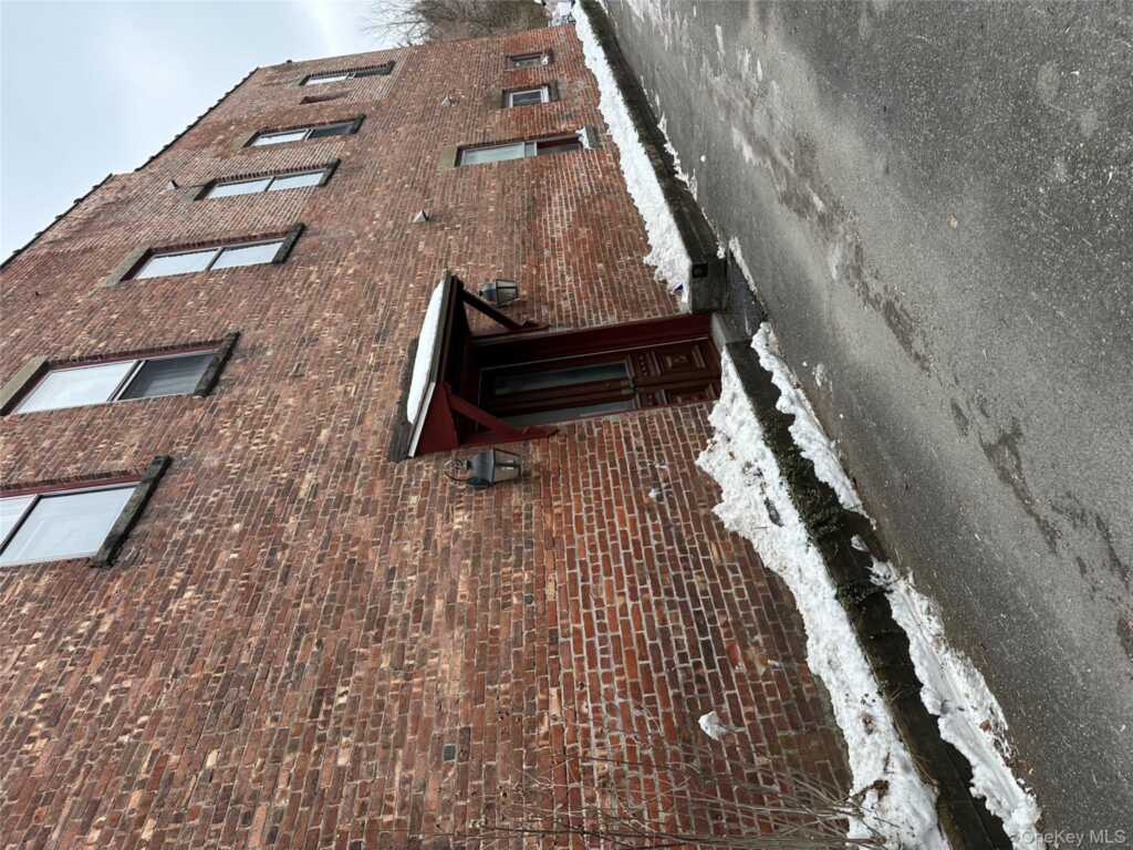 165 Ulster Avenue, Unit #7, Saugerties, NY 12477 - Photo 6 of 21