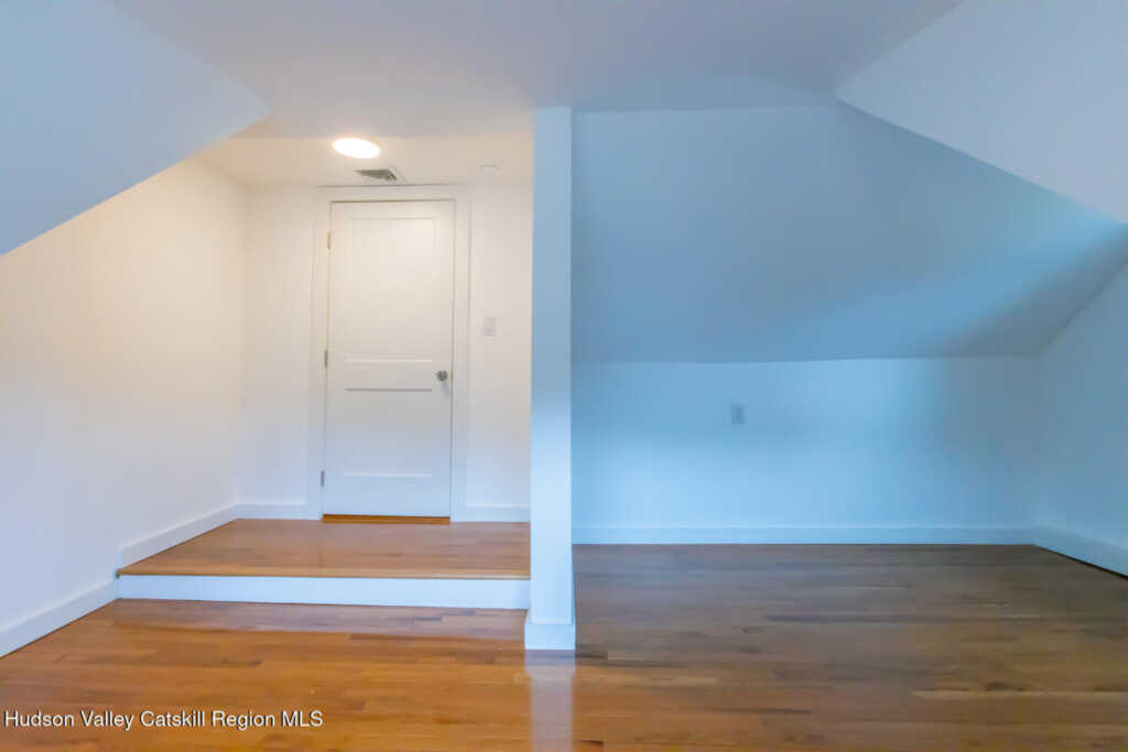 148 Esopus Creek Road, Saugerties, NY 12477 - Photo 11 of 19