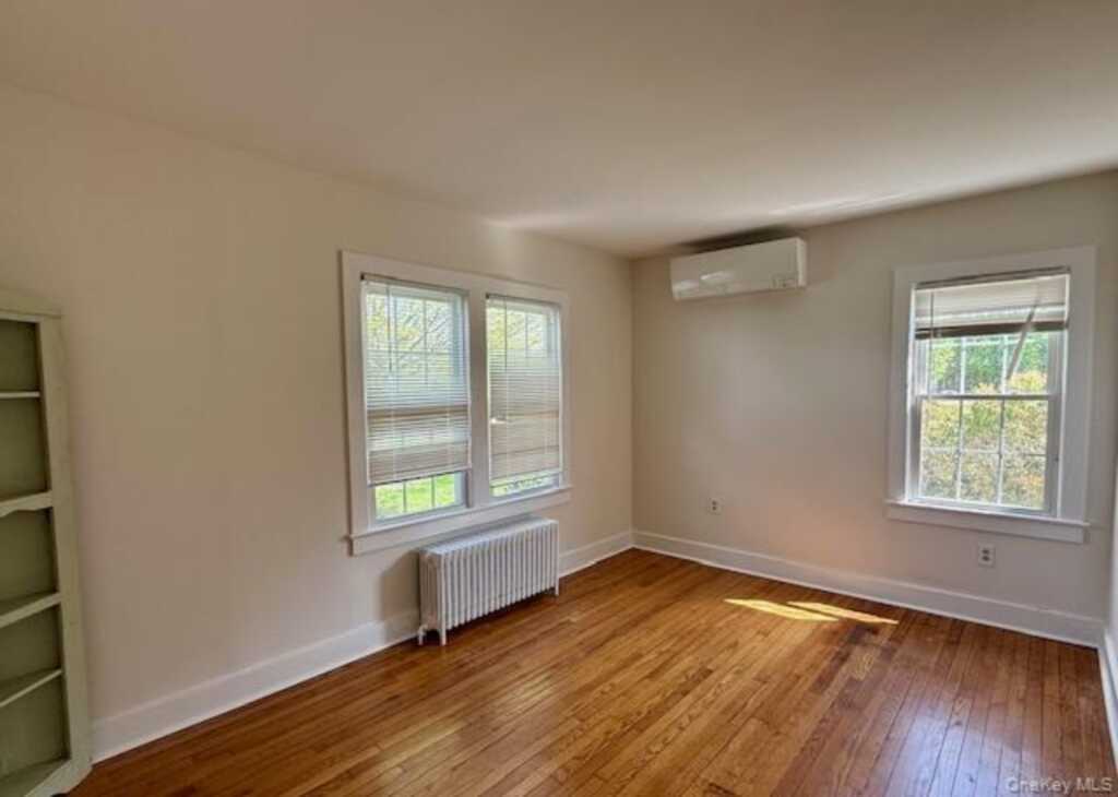 70 Mulberry Street, Rhinebeck, NY 12572 - Photo 4 of 10