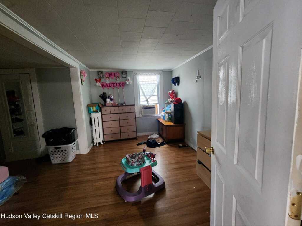 146 Smith Ave. Avenue, Kingston, NY 12401 - Photo 8 of 14