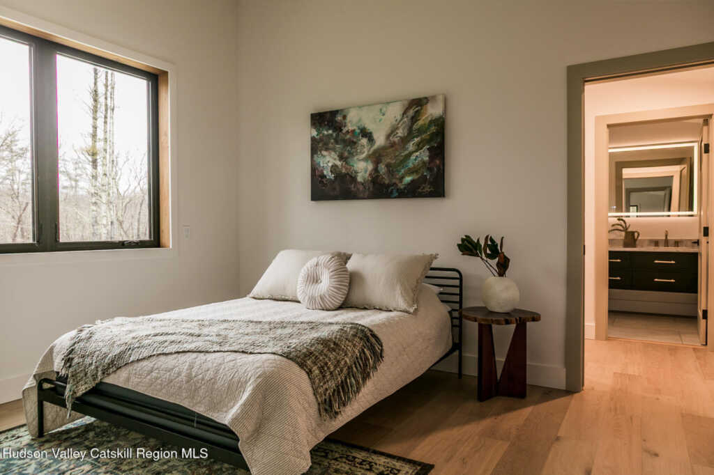 33 Betten Court, Saugerties, NY 12477 - Photo 7 of 27