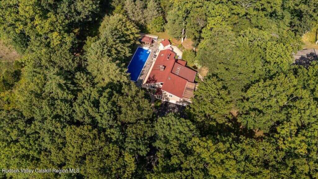 68 Tall Oaks Drive, Kingston, NY 12401 - Photo 11 of 38