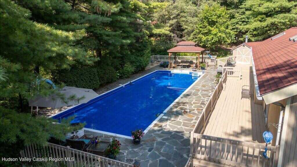 68 Tall Oaks Drive, Kingston, NY 12401 - Photo 4 of 38