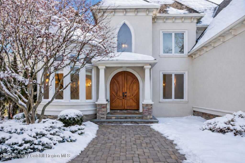 11 Snyder Lane, Saugerties, NY 12477 - Photo 2 of 50