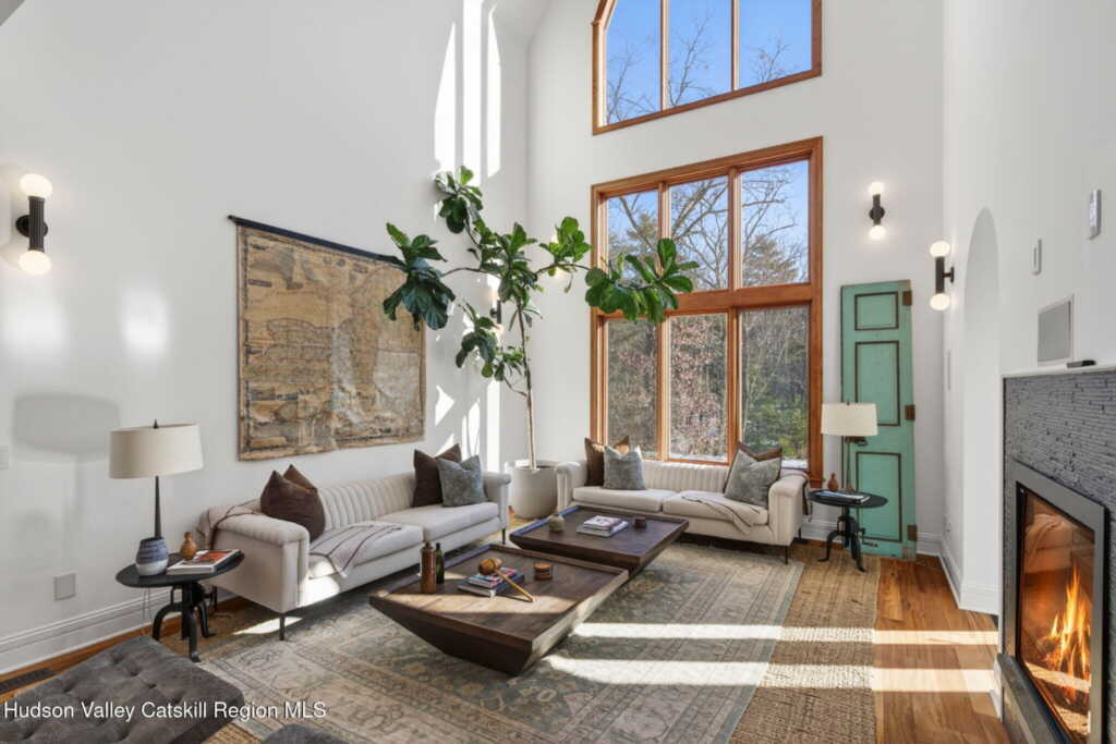 11 Snyder Lane, Saugerties, NY 12477 - Photo 4 of 50