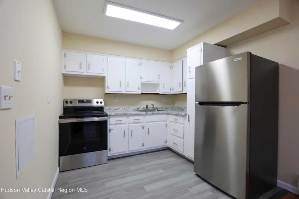 30 Lamb Avenue, Unit #4b, Saugerties, NY 12477 - Photo 5 of 17