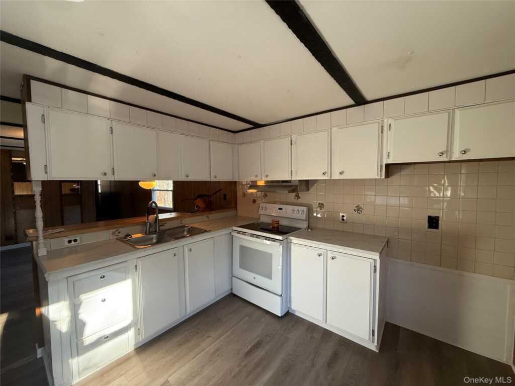 25 Fawn Road, Unit #Lot 1, Saugerties, NY 12477 - Photo 4 of 19