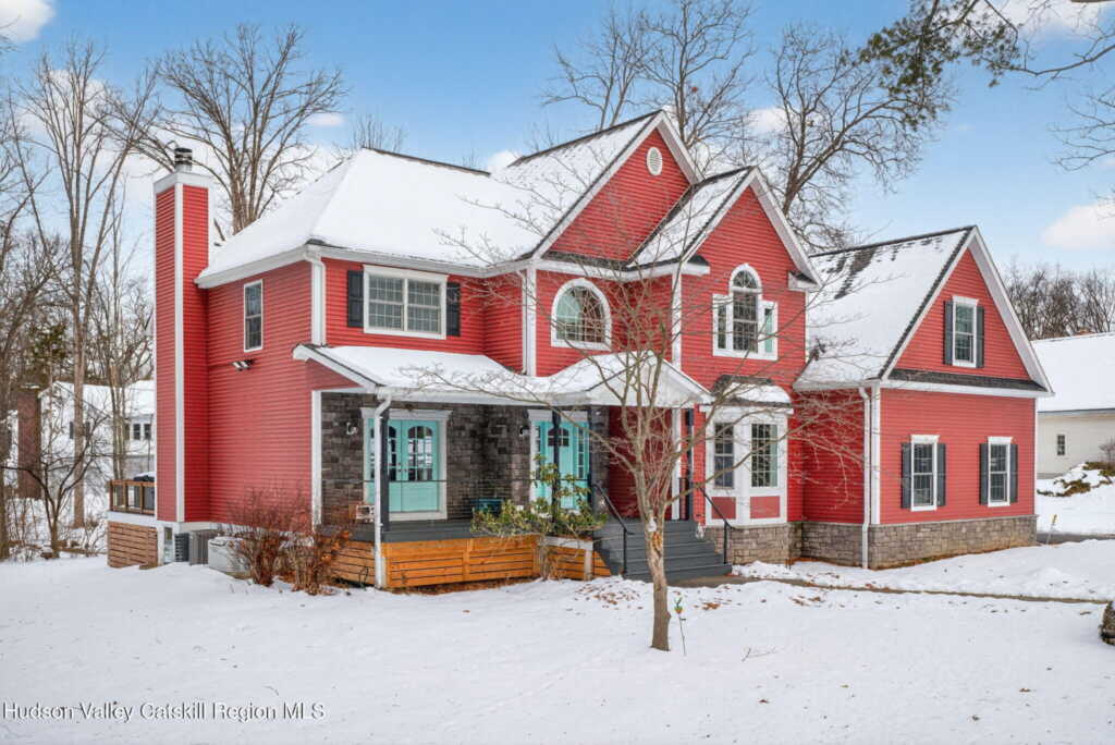 30 Alison Court, Kingston, NY 12401