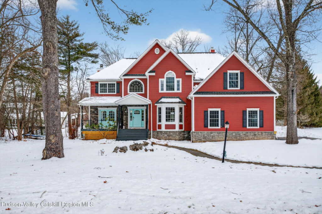 30 Alison Court, Kingston, NY 12401 - Photo 3 of 50