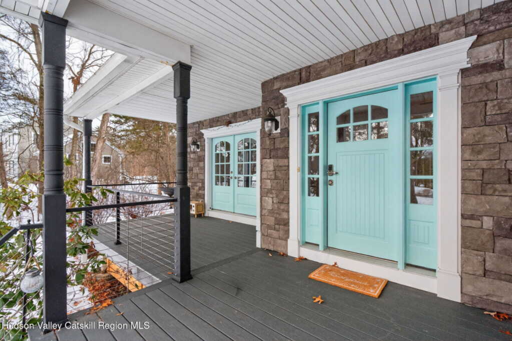 30 Alison Court, Kingston, NY 12401 - Photo 4 of 50