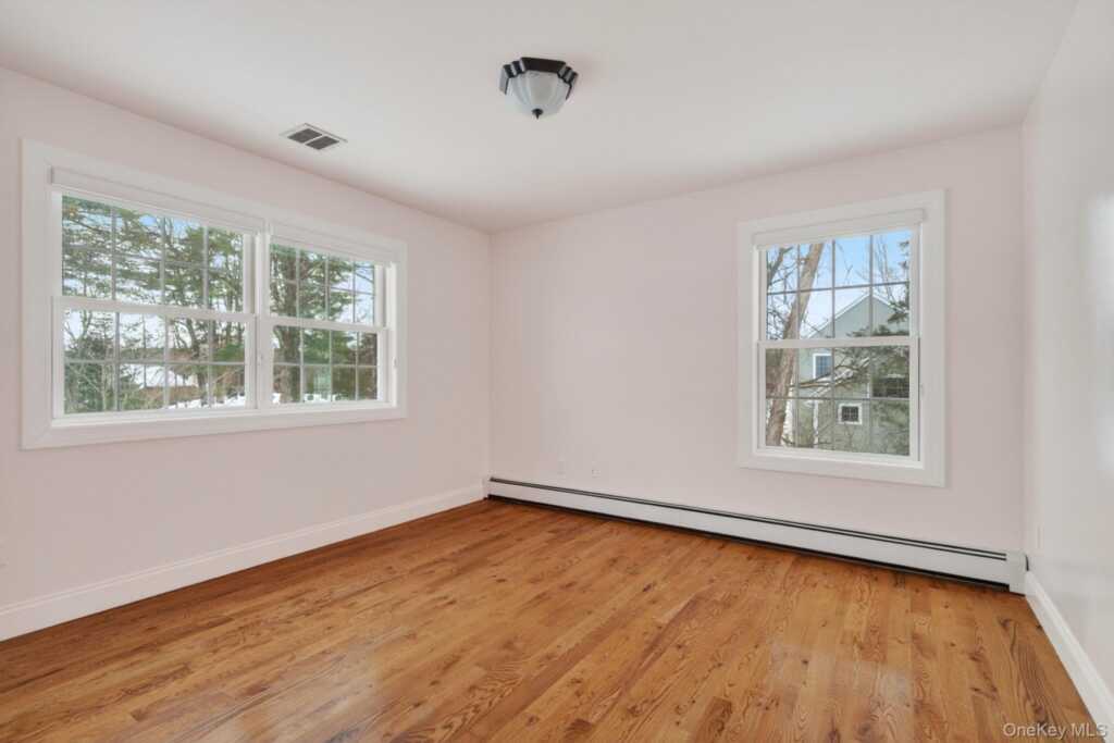 30 Alison Court, Kingston, NY 12401 - Photo 38 of 50