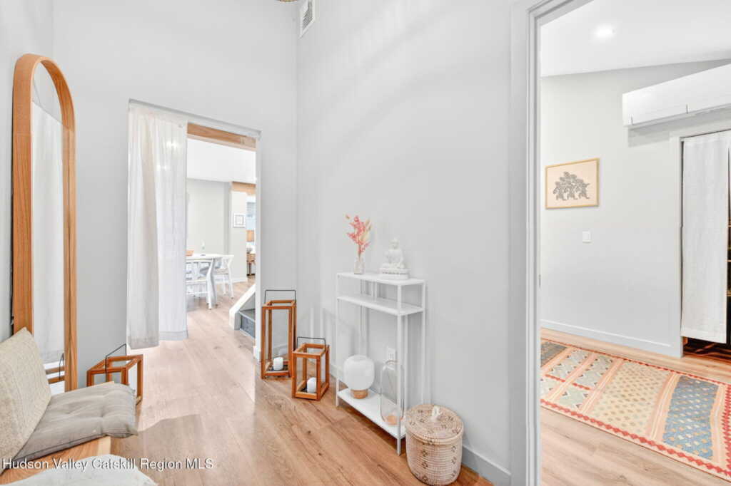 39 Broadway, Kingston, NY 12401 - Photo 4 of 21