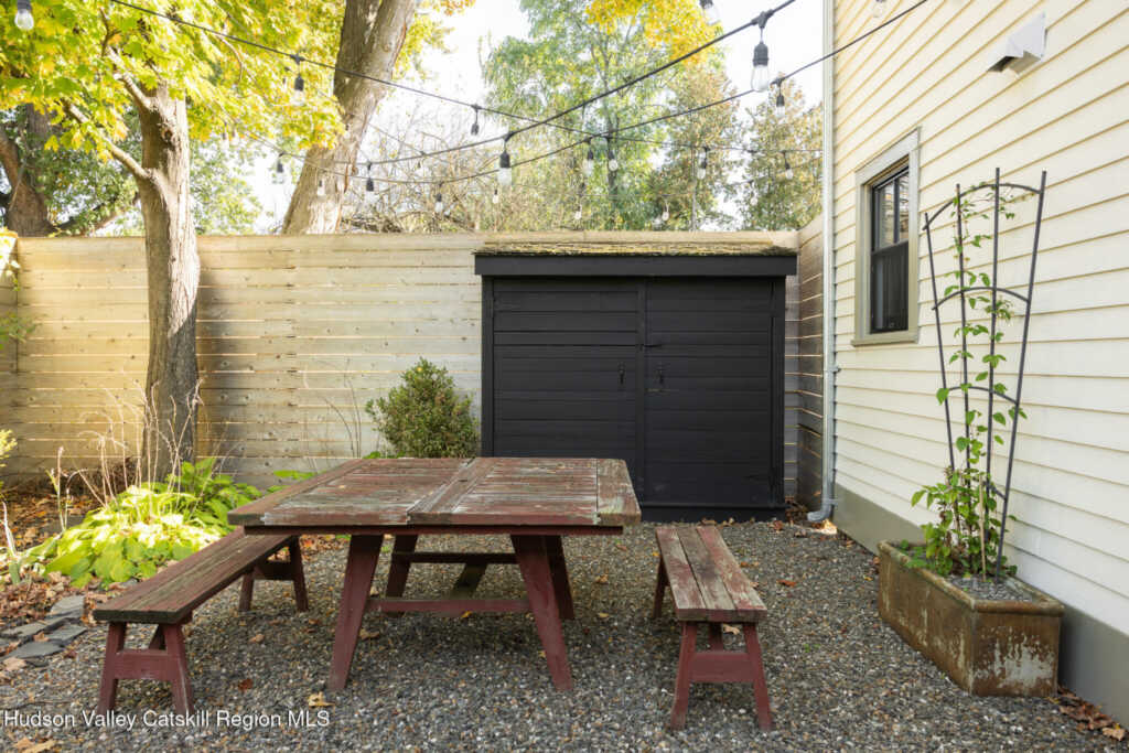 110 Clinton Avenue, Kingston, NY 12401 - Photo 43 of 50