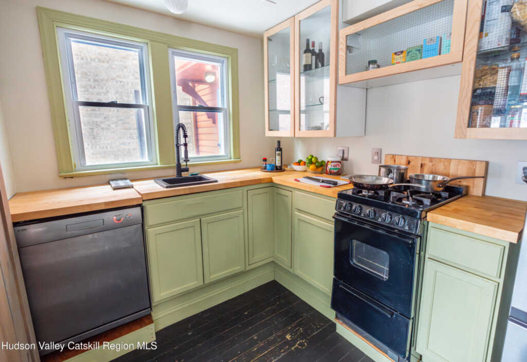 8 Pearl Street, Kingston, NY 12401 - Photo 9 of 27