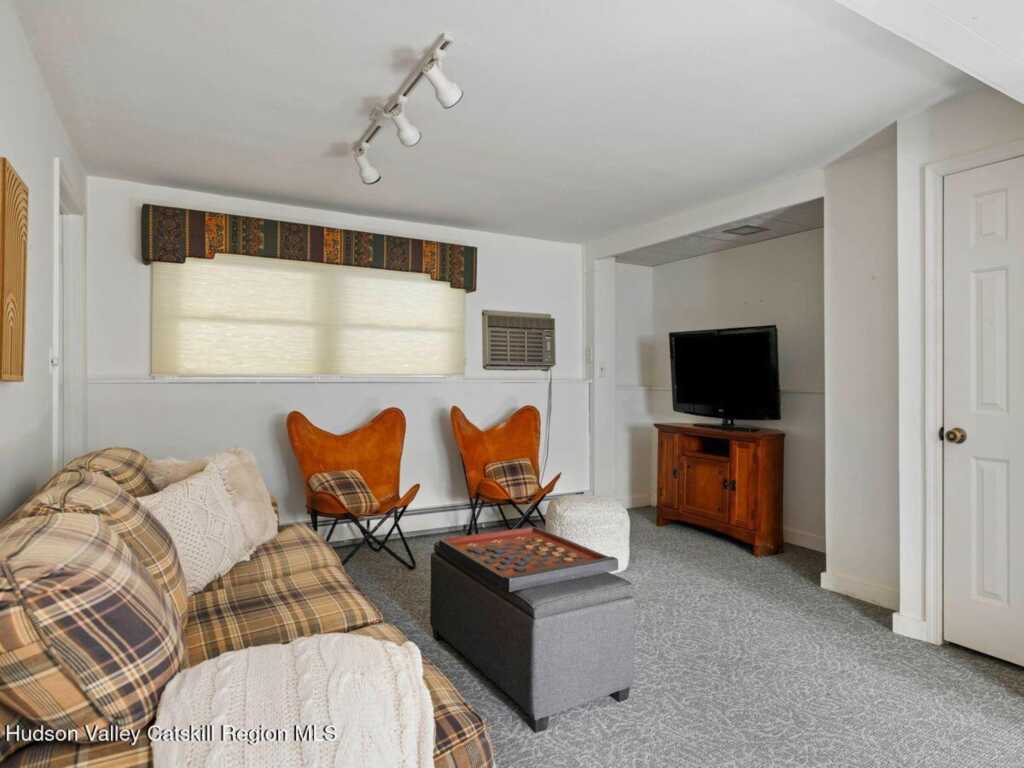 46 Whitney Drive, Woodstock, NY 12498 - Photo 30 of 42