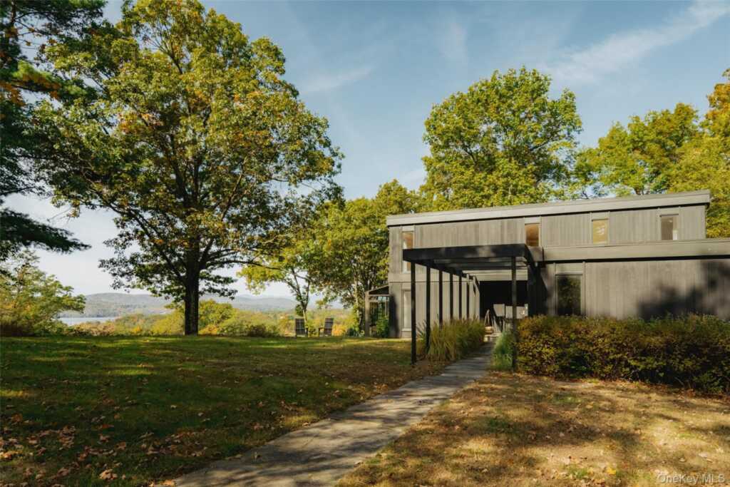 110 Old Albany Post Road, Rhinebeck, NY 12572 - Photo 33 of 46