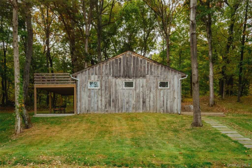 110 Old Albany Post Road, Rhinebeck, NY 12572 - Photo 37 of 46