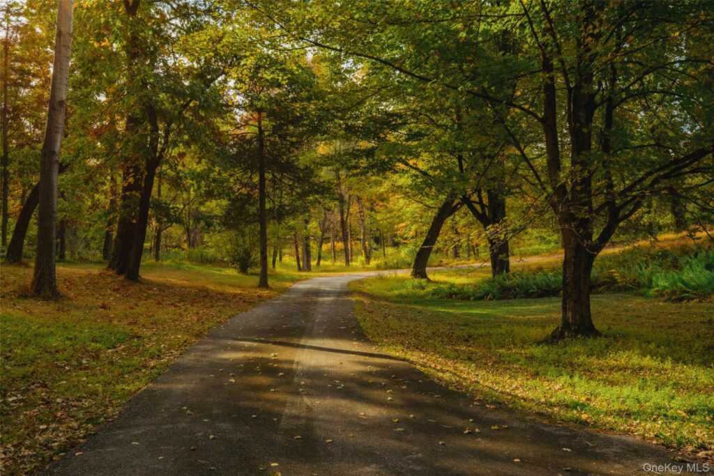 110 Old Albany Post Road, Rhinebeck, NY 12572 - Photo 41 of 46