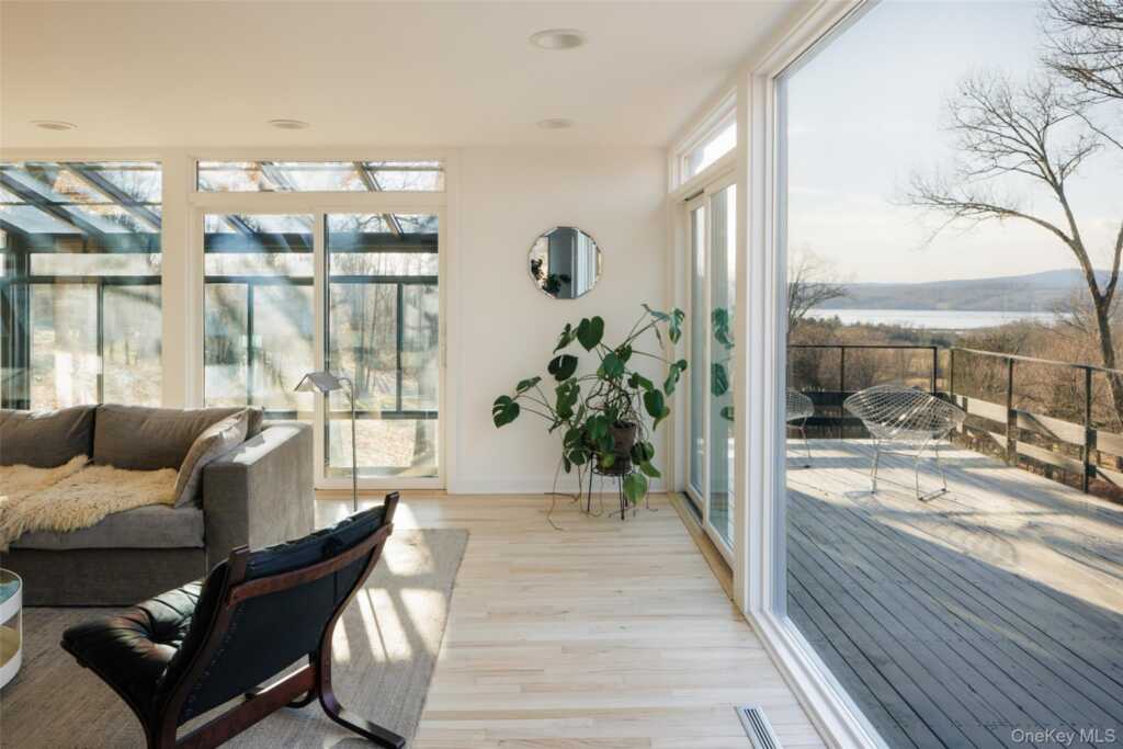 110 Old Albany Post Road, Rhinebeck, NY 12572 - Photo 7 of 46