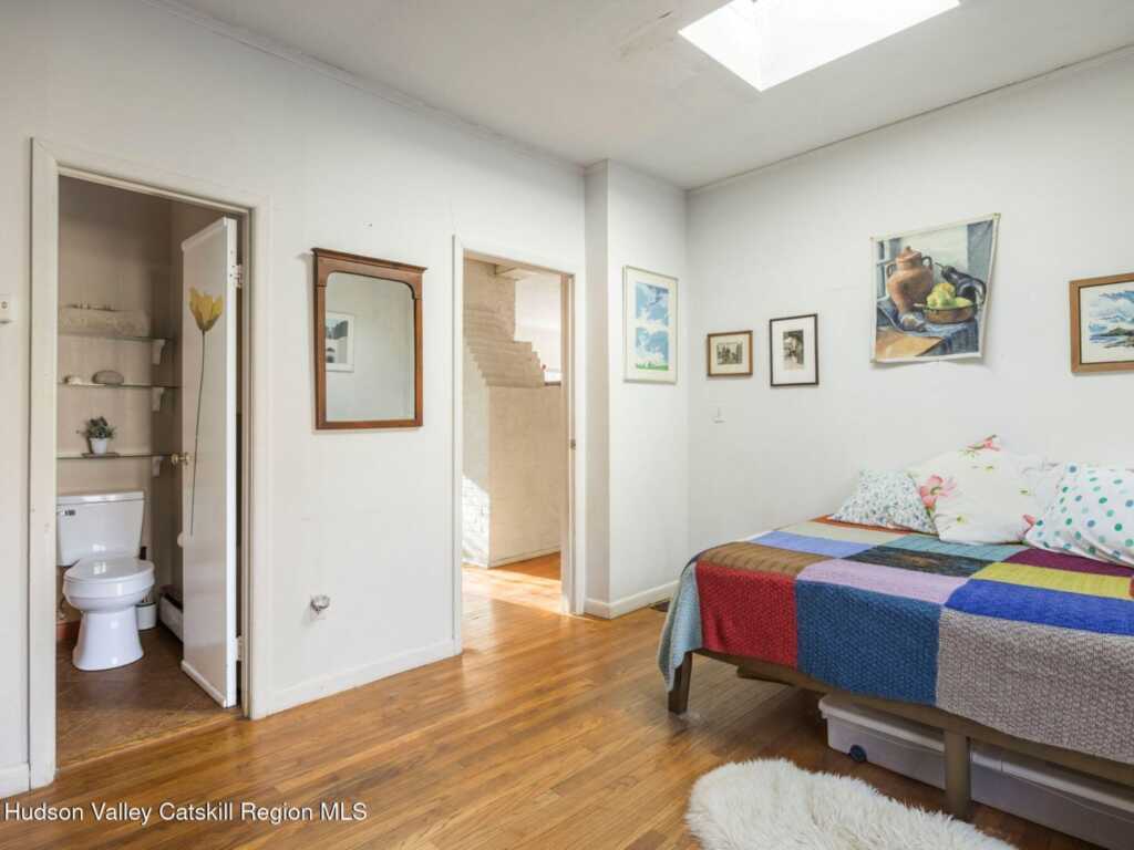 2059 Glasco Turnpike, Woodstock, NY 12498 - Photo 15 of 47