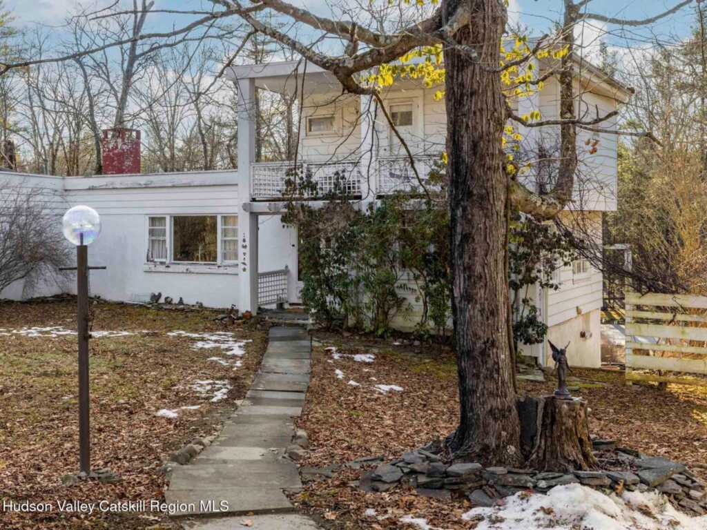 2059 Glasco Turnpike, Woodstock, NY 12498 - Photo 2 of 47