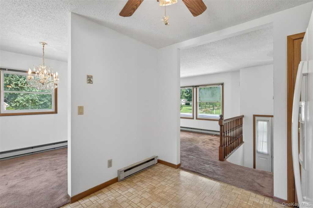 323 Ohioville Road, New Paltz, NY 12561 - Photo 12 of 31