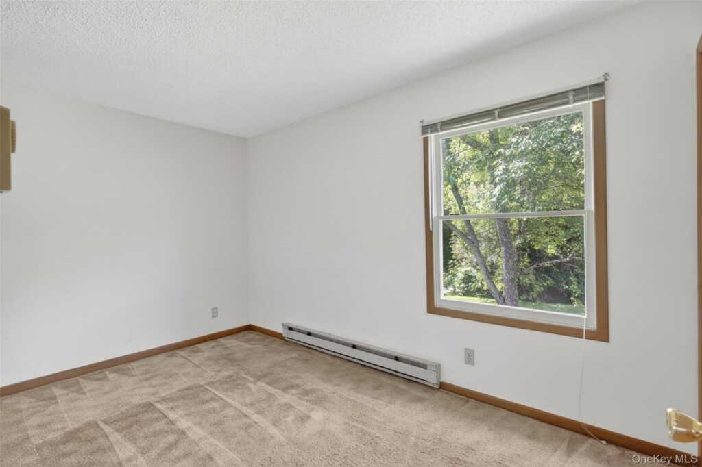 323 Ohioville Road, New Paltz, NY 12561 - Photo 15 of 31