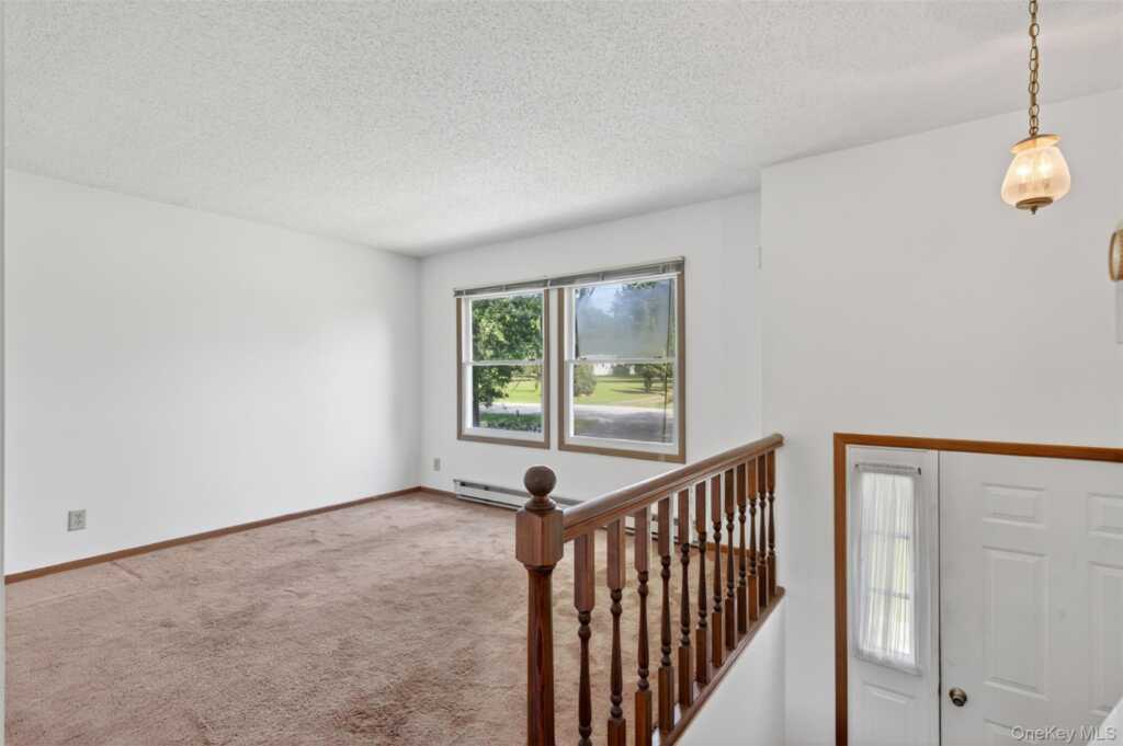 323 Ohioville Road, New Paltz, NY 12561 - Photo 4 of 31