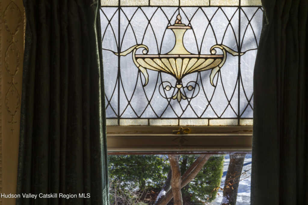 77 Chestnut Street, Kingston, NY 12401 - Photo 17 of 50