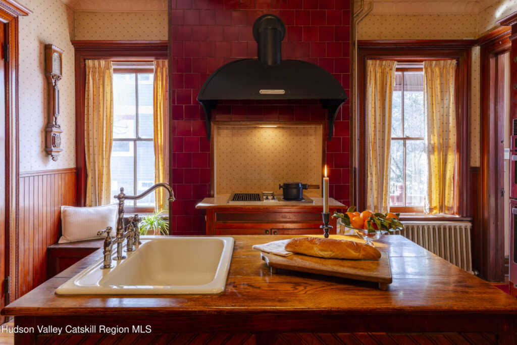 77 Chestnut Street, Kingston, NY 12401 - Photo 22 of 50